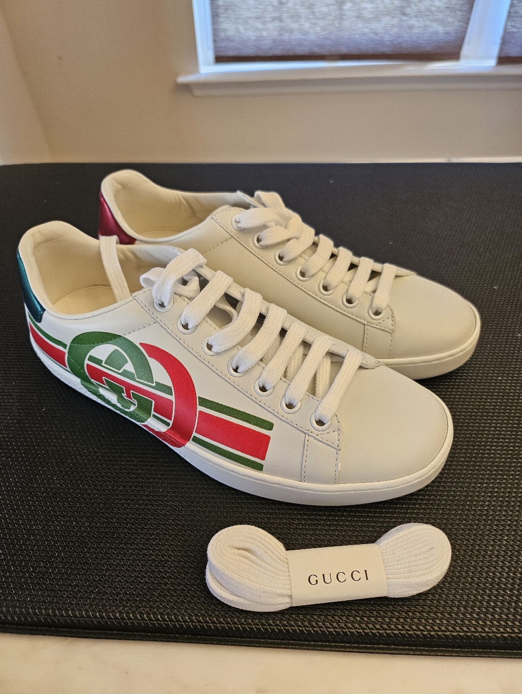 Brand New Gucci Ace Sneakers 35.5